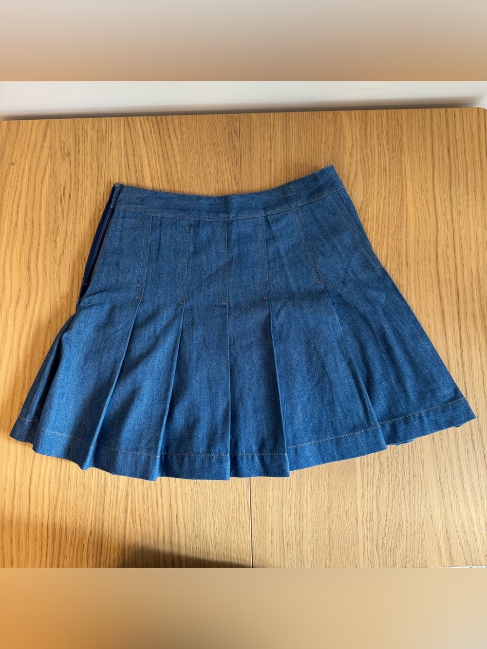 Babaton Pleated Denim Mini Skirt - Picture 6 of 8